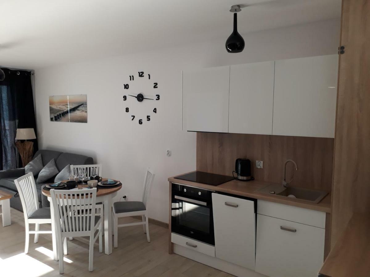 Apartament Oliwka Z Prywatnym Miejscem Postojowym Kolobrzeg Ngoại thất bức ảnh