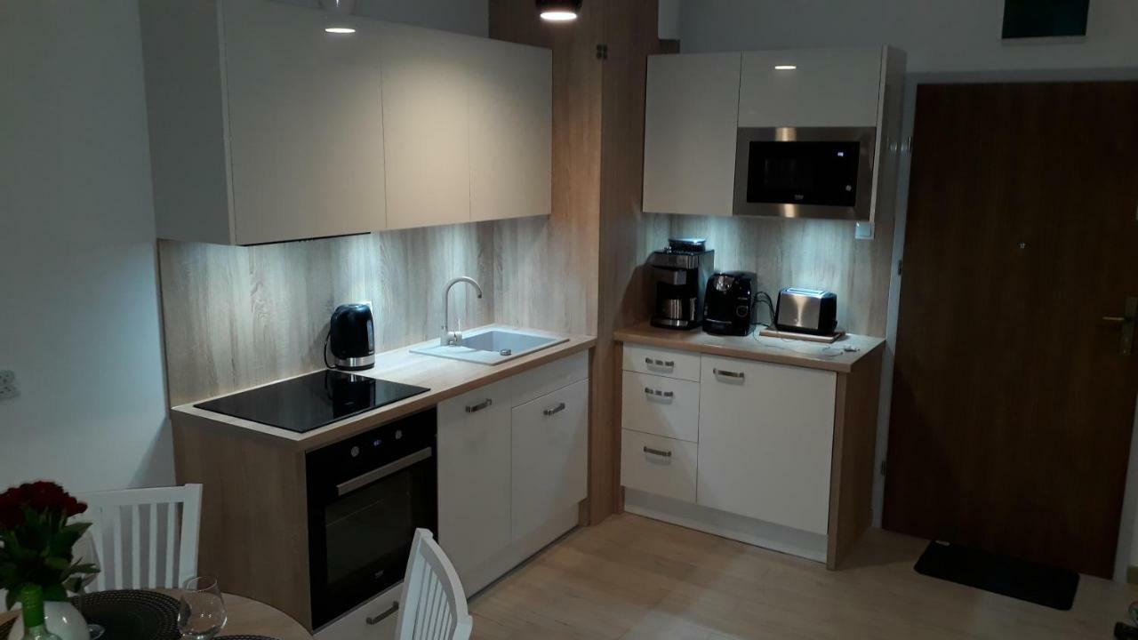 Apartament Oliwka Z Prywatnym Miejscem Postojowym Kolobrzeg Ngoại thất bức ảnh