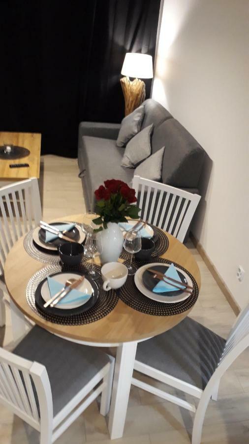 Apartament Oliwka Z Prywatnym Miejscem Postojowym Kolobrzeg Ngoại thất bức ảnh