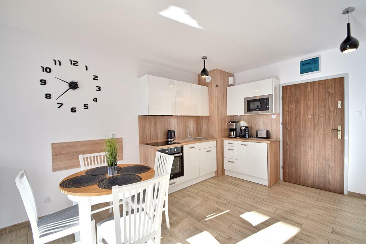 Apartament Oliwka Z Prywatnym Miejscem Postojowym Kolobrzeg Ngoại thất bức ảnh